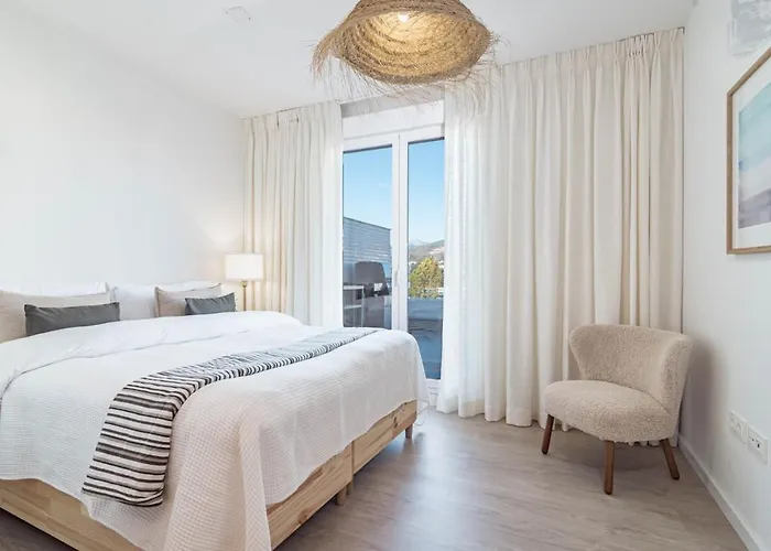 Апартаменты Jg3.6b- Luxury Penthouse With Spacious Balcony