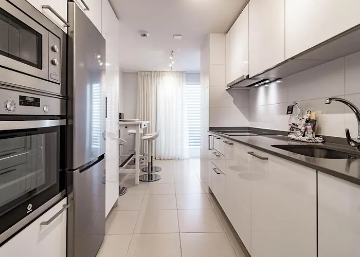 Апартаменты Jg3.6b- Luxury Penthouse With Spacious Balcony